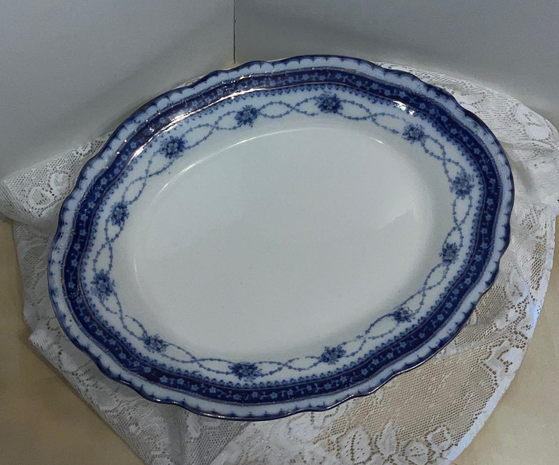 Grimwades semi-porcelain vegetable seving dish and platter set