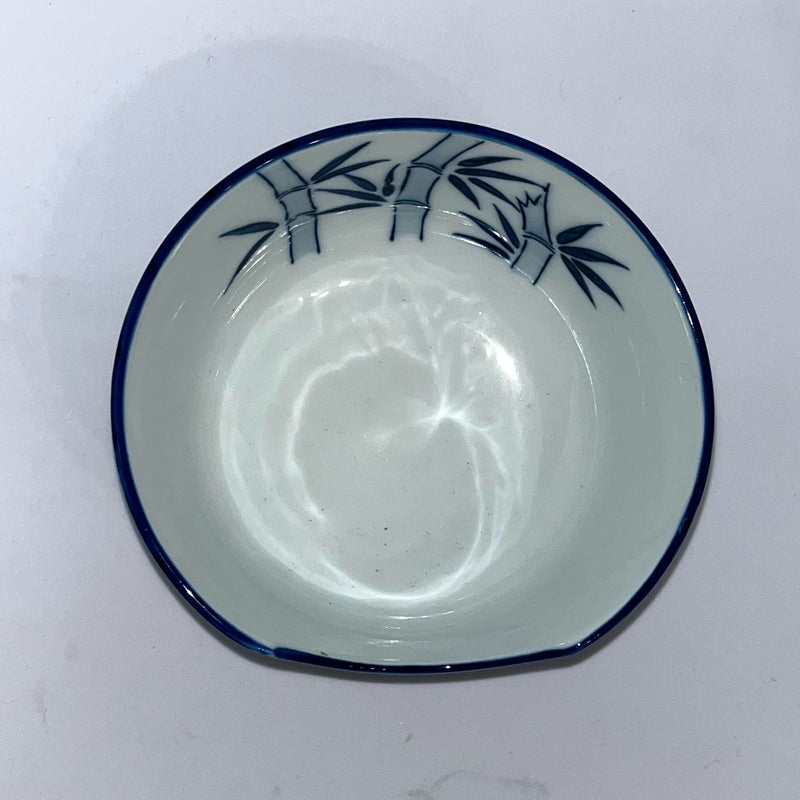 Japanese porcelain small bowl (a set of 6 bowls)